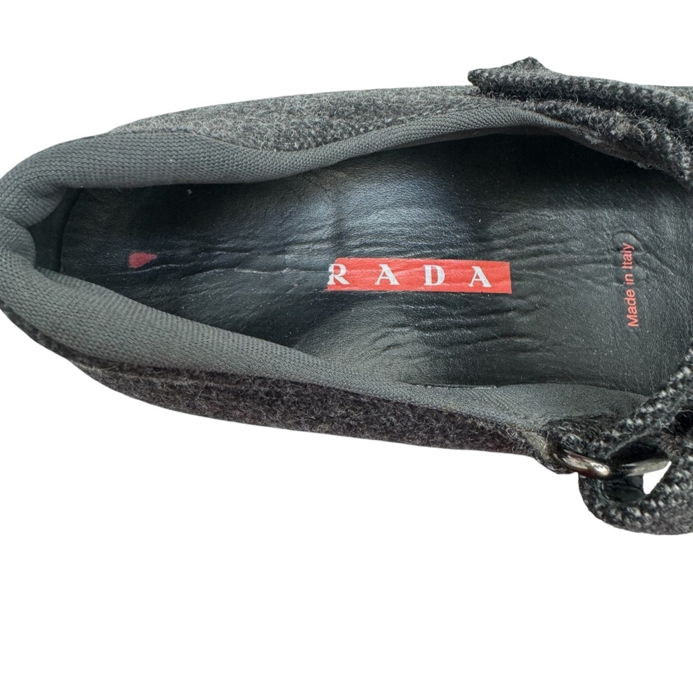 VINTAGE PRADA LINEA ROSSA SPORT GRAY WOOL MARY JANE FLATS WITH VELCRO CLOSURE - Picture 10 of 16